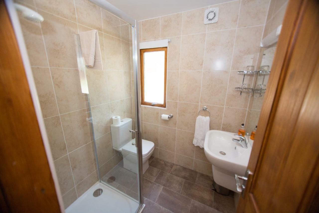 Invercauld Lodges Ballater Εξωτερικό φωτογραφία