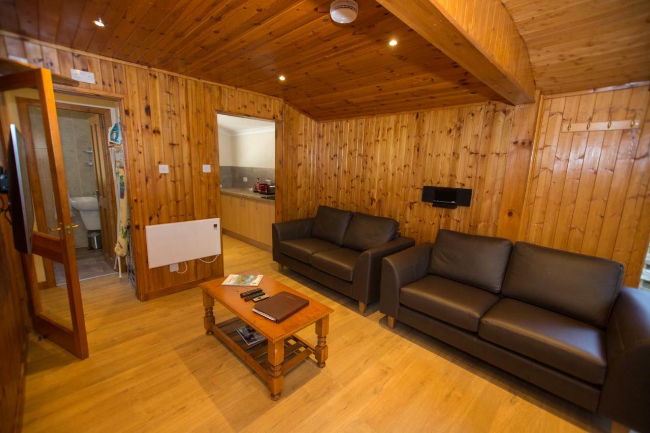 Invercauld Lodges Ballater Εξωτερικό φωτογραφία