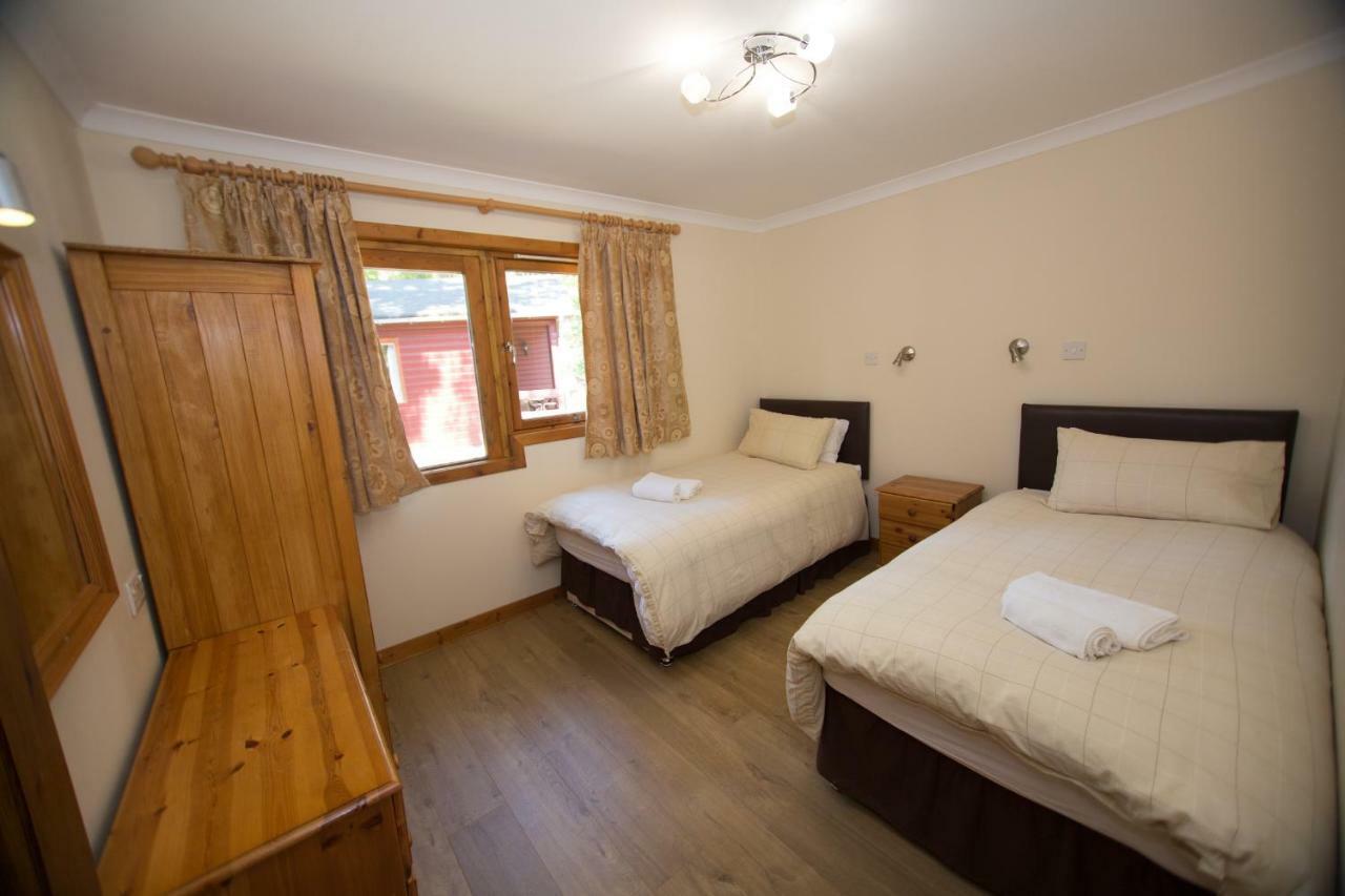 Invercauld Lodges Ballater Εξωτερικό φωτογραφία