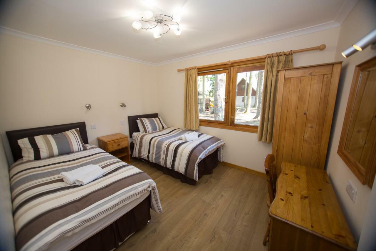 Invercauld Lodges Ballater Εξωτερικό φωτογραφία