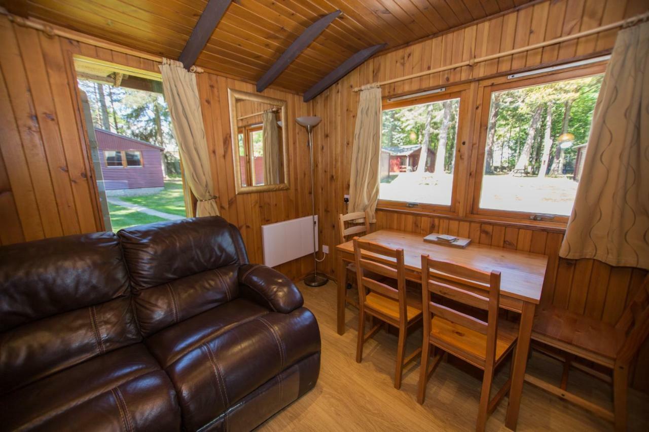 Invercauld Lodges Ballater Εξωτερικό φωτογραφία