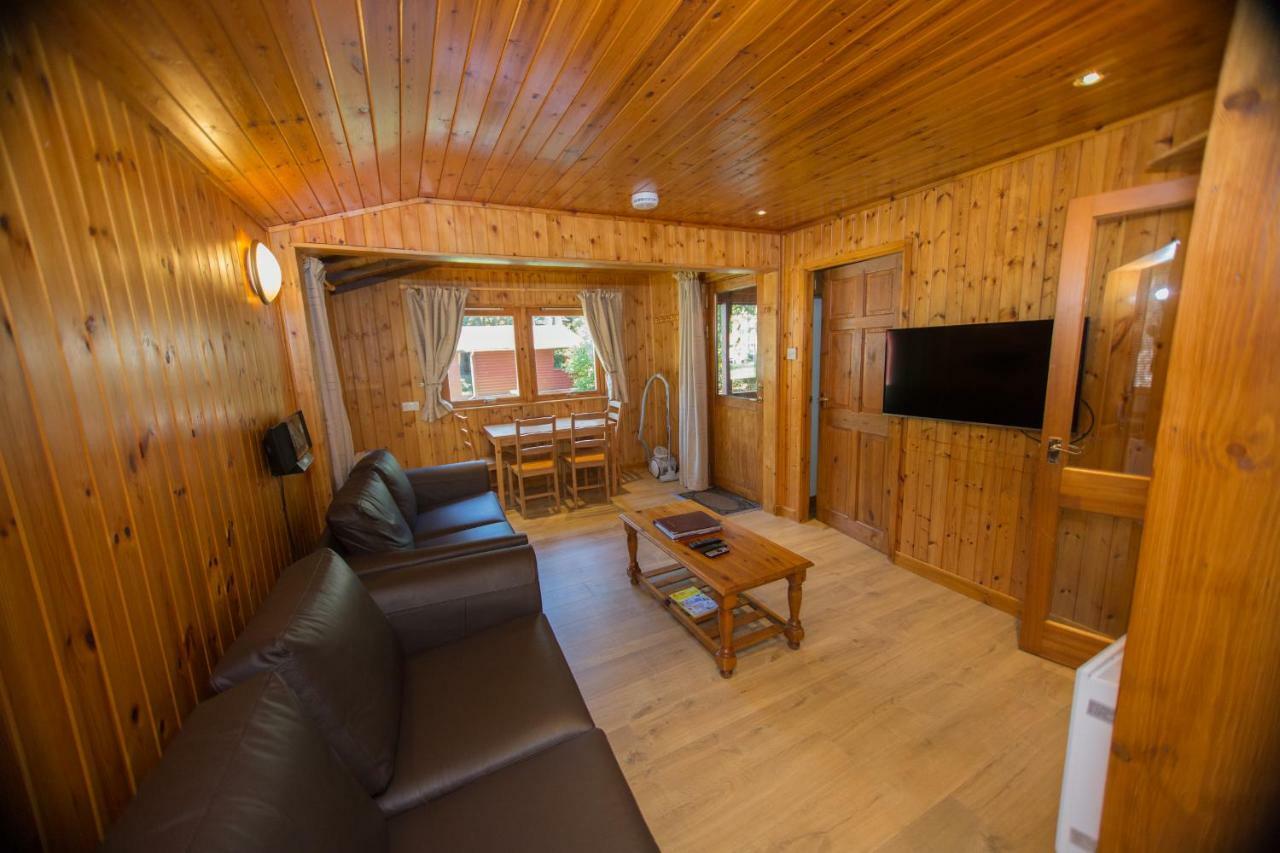Invercauld Lodges Ballater Εξωτερικό φωτογραφία