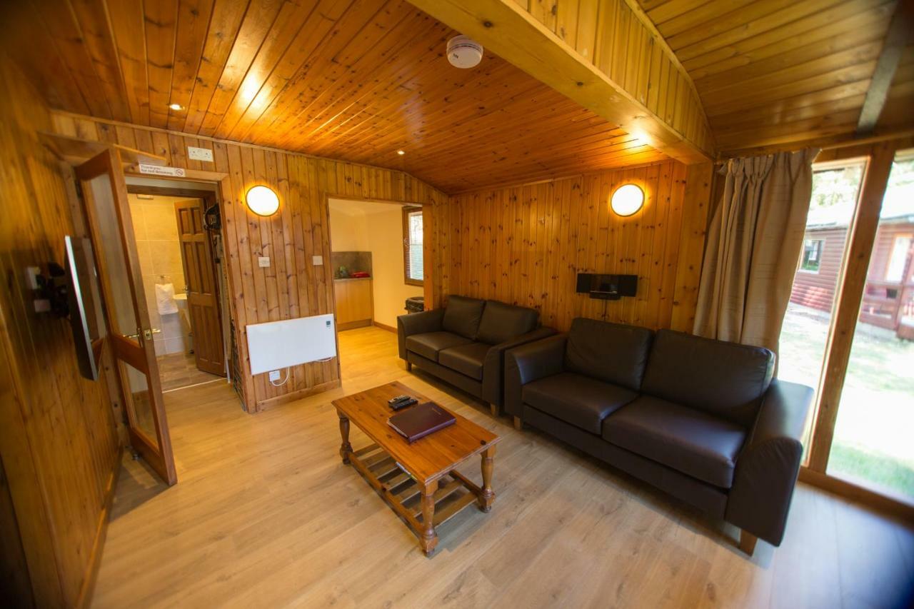 Invercauld Lodges Ballater Εξωτερικό φωτογραφία