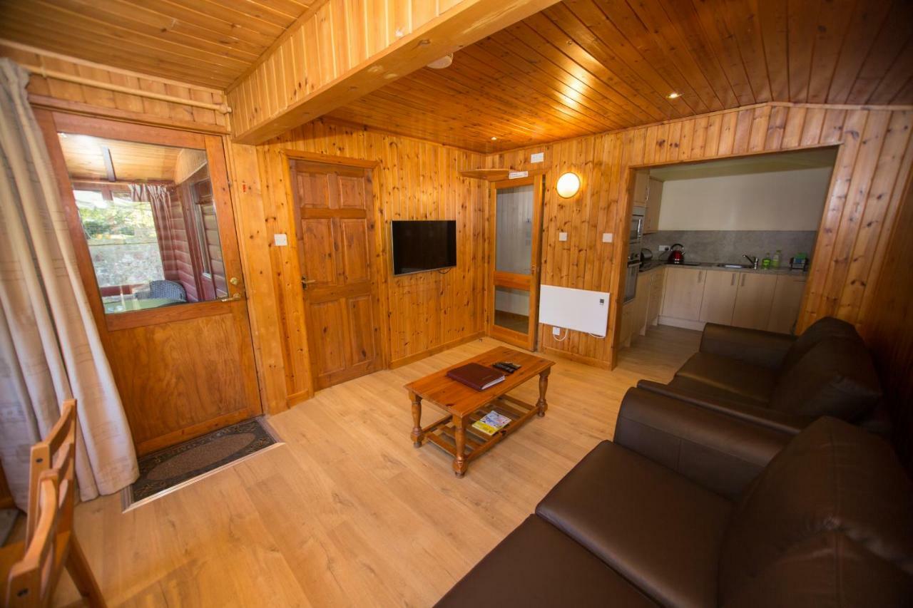 Invercauld Lodges Ballater Εξωτερικό φωτογραφία