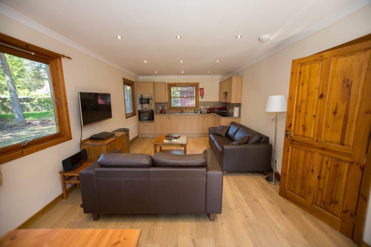 Invercauld Lodges Ballater Εξωτερικό φωτογραφία
