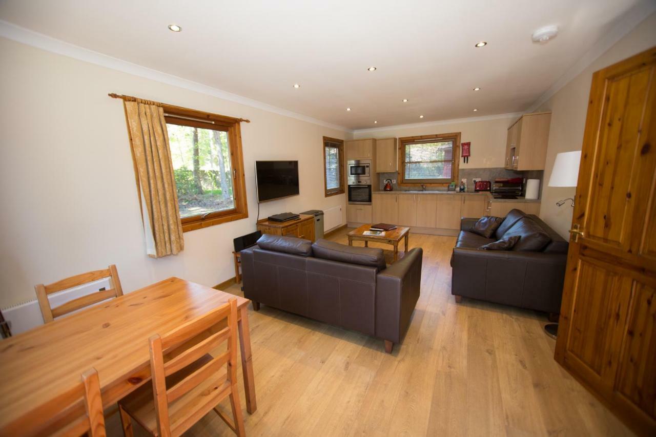 Invercauld Lodges Ballater Εξωτερικό φωτογραφία