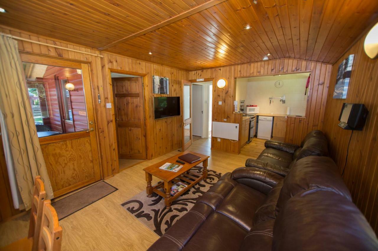 Invercauld Lodges Ballater Εξωτερικό φωτογραφία